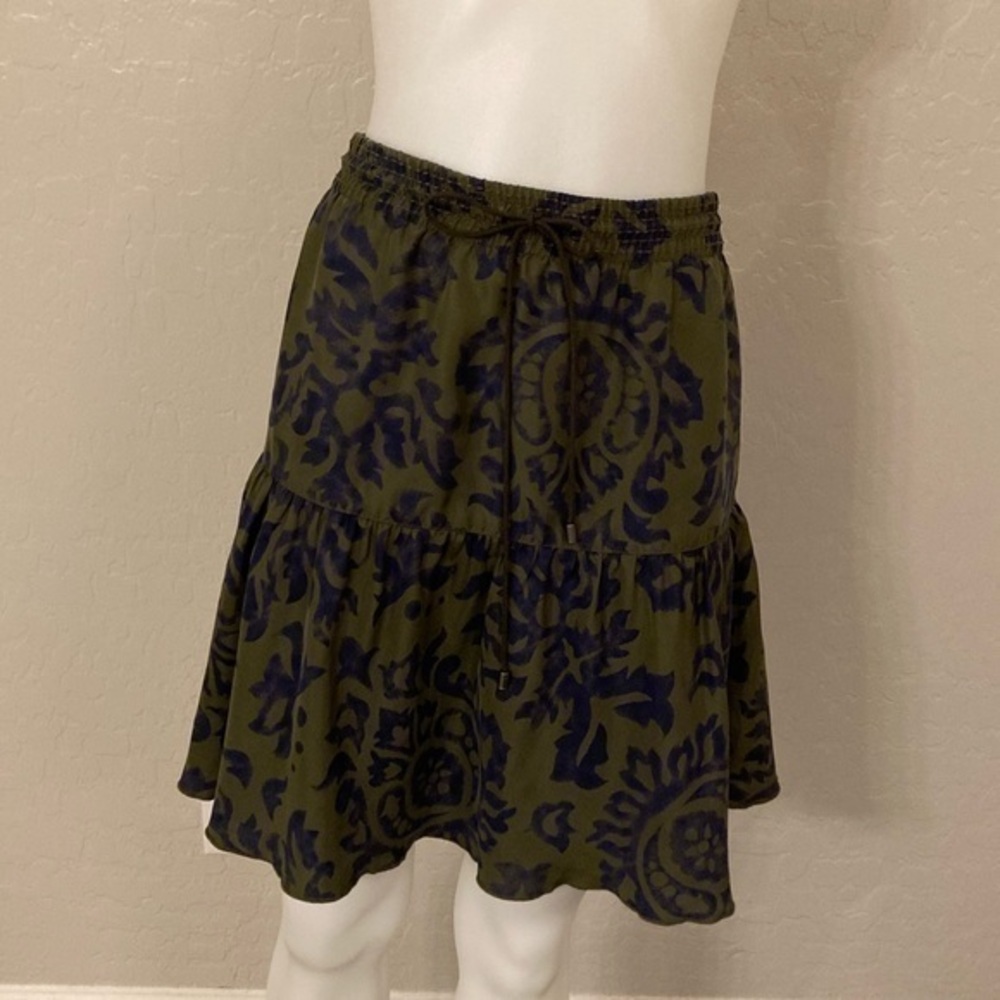Tommy Hilfiger Olive Green and Blue 100% Silk Skirt Size 10